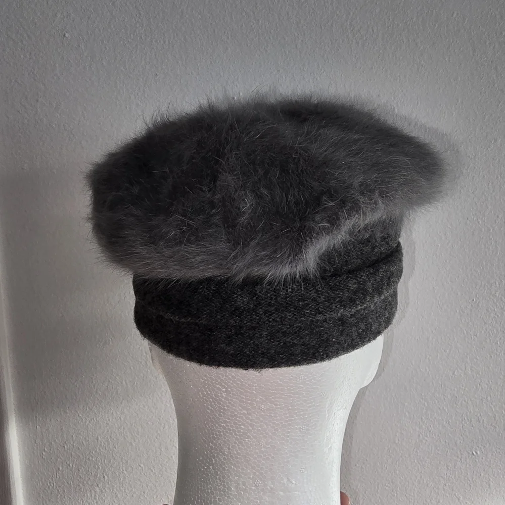 50% Angora 30% Wool 20% Acrylic‎ Gray/Black Women’s Hat